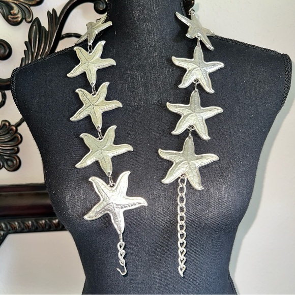 ESCADA Women’s Silver Tone Vintage Distressed Starfish Chainlink Belt - Picture 5 of 15